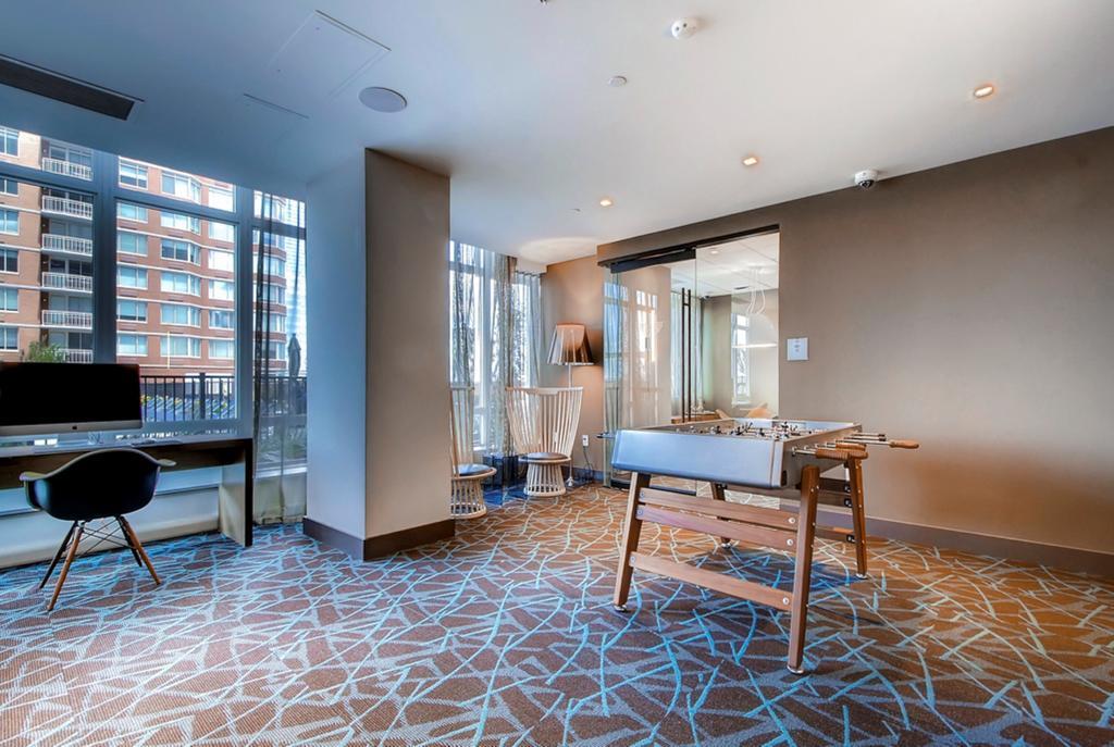 Bluebird Suites In Jersey City Exterior foto