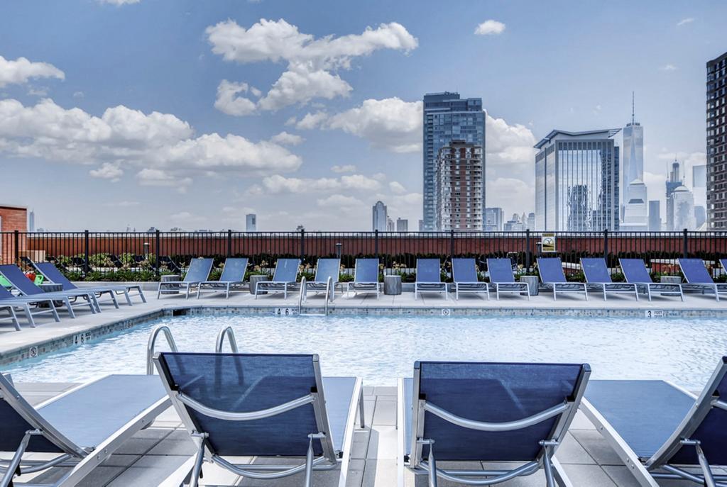 Bluebird Suites In Jersey City Exterior foto