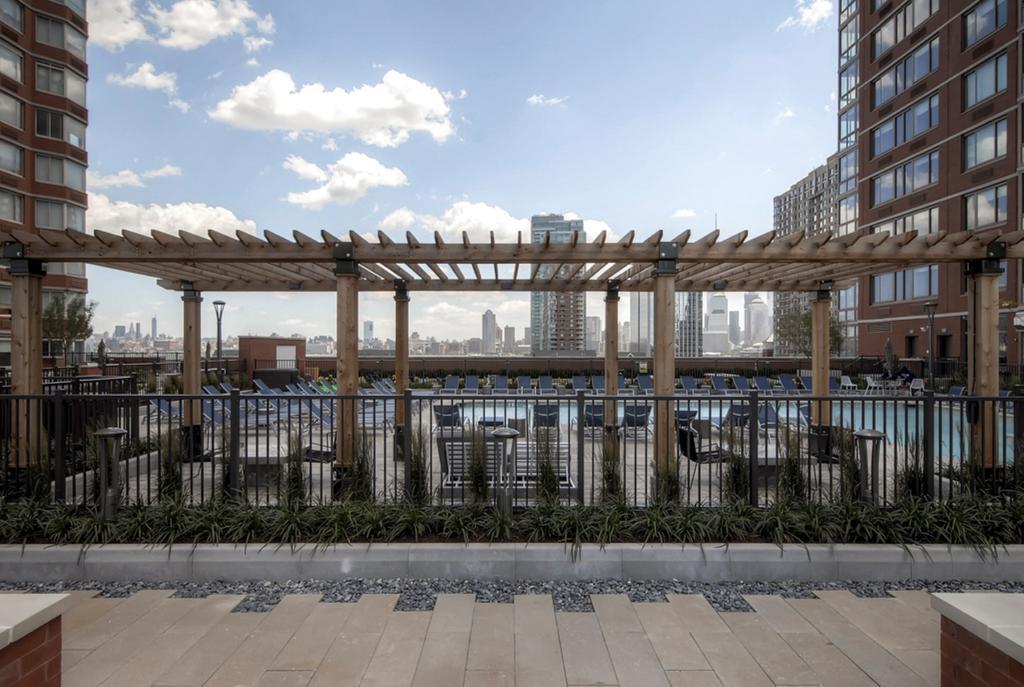 Bluebird Suites In Jersey City Exterior foto